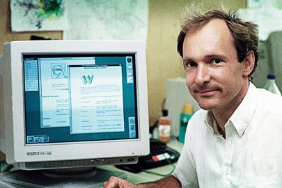 A photo of a Tim Berners-Lee